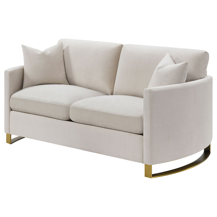 Corliss Loveseat
