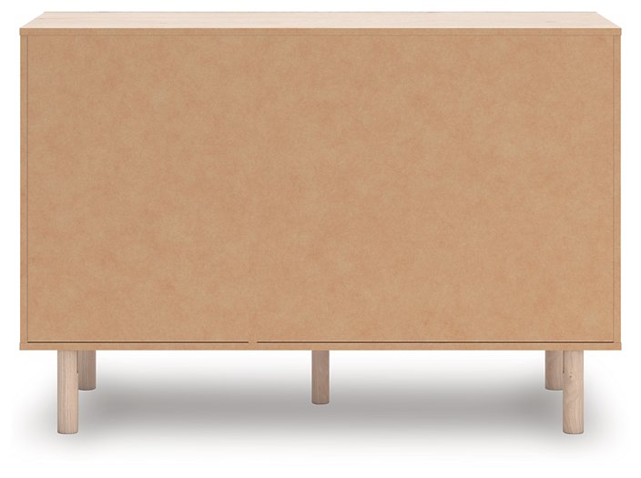 Arloster Dresser