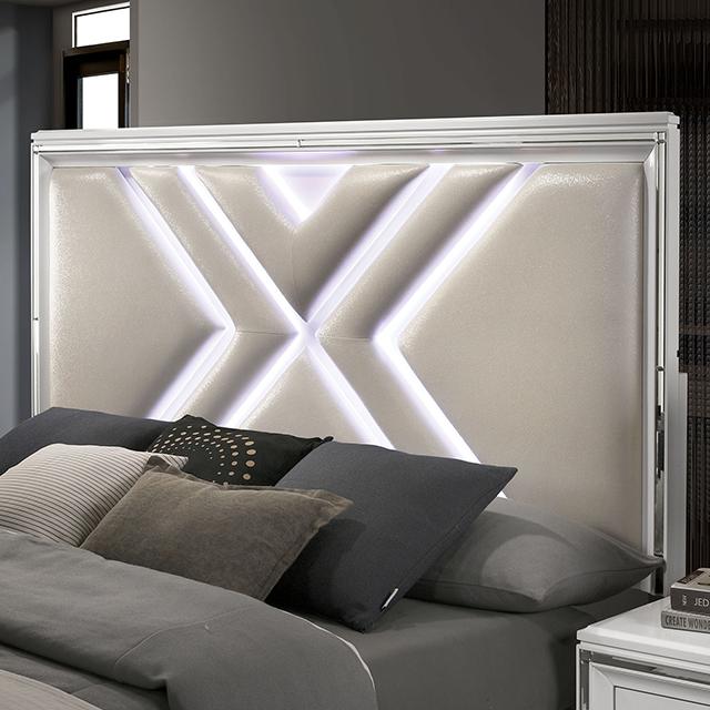 Emmeline Queen Bedroom Set Silver & White