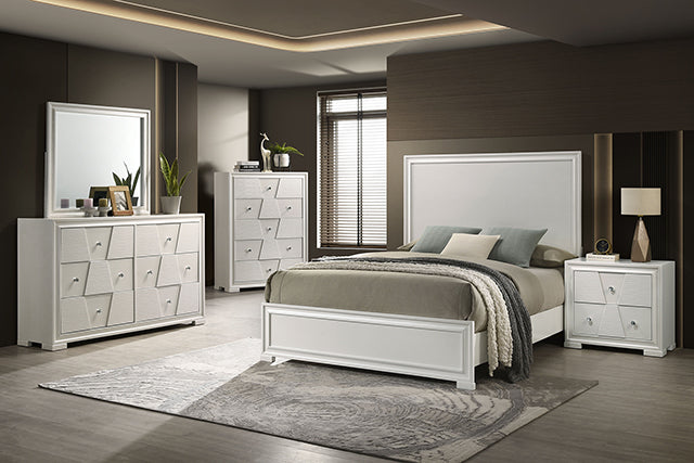 Holsted E.King Bed